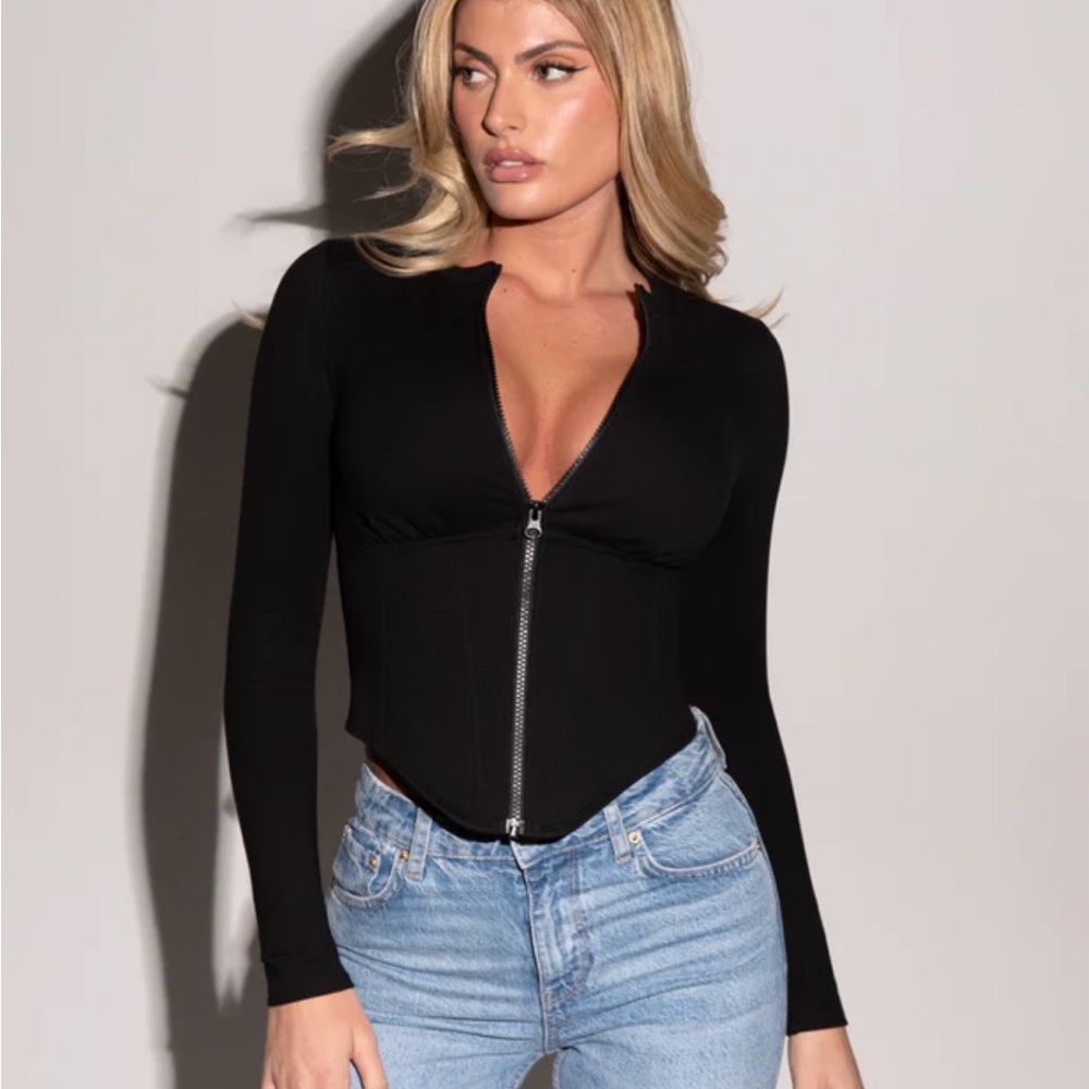 Black Zipper Front Long Sleeve Top